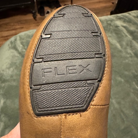 Life Stride Tan Loafers 7.5 - Picture 5 of 6